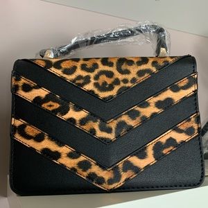NEW Urban Expressions Animal Print crossbody bag